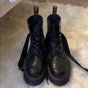 Platform doc martens